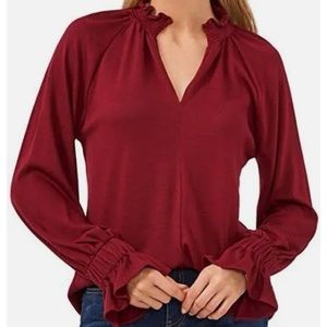 Vince Camuto Flowy Romantic Top NEW